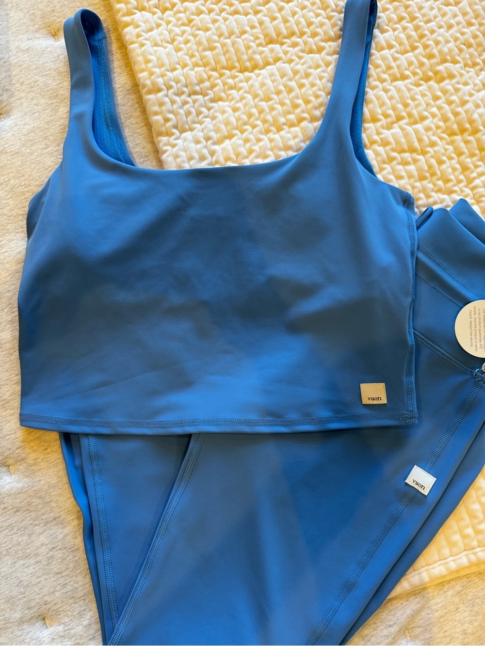 Vuori Baltic Blue daily legging and crop size M - Picture 3 of 6